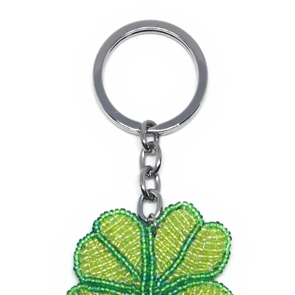 NWT Lucky 4 Leaf Clover Keychain - Picture 3 of 4